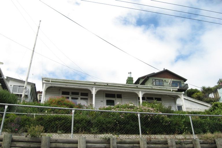 Photo of property in 53 Sumner Road, Lyttelton, 8082
