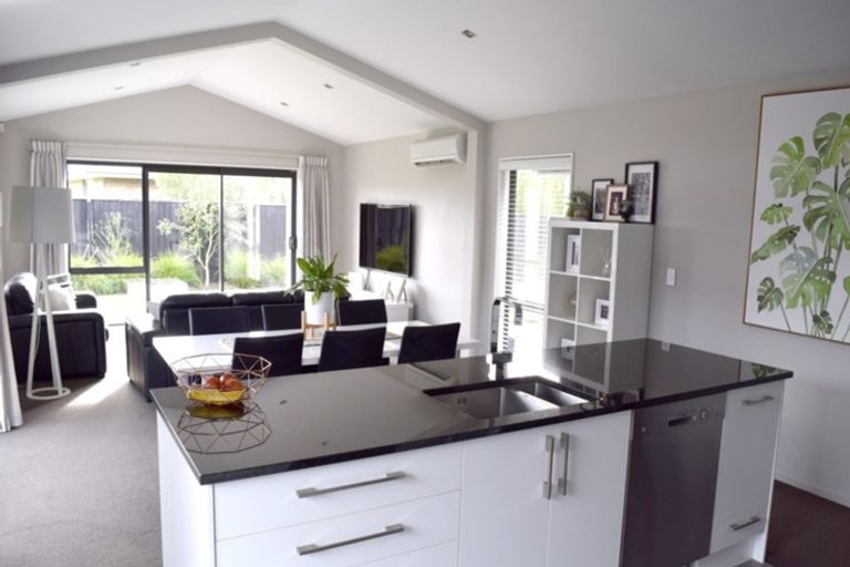 Photo of property in 8 Wilfield Drive, West Melton, 7618