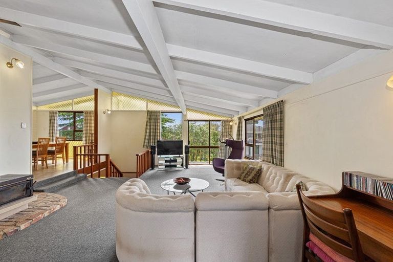 Photo of property in 7 Pakira Avenue, Glendene, Auckland, 0602