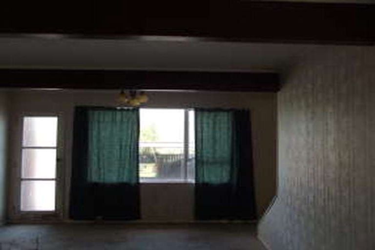 Photo of property in 264p Grounsell Crescent, Belmont, Lower Hutt, 5010