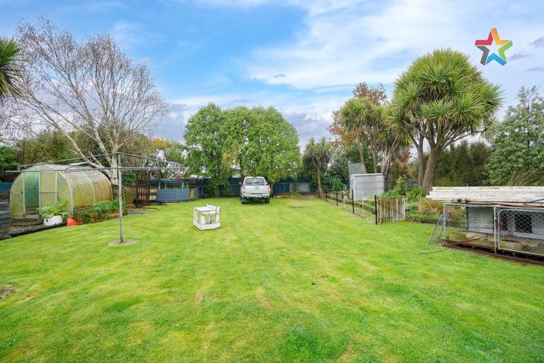 Photo of property in 30 Kilmarnock Street, Wallacetown, 9816