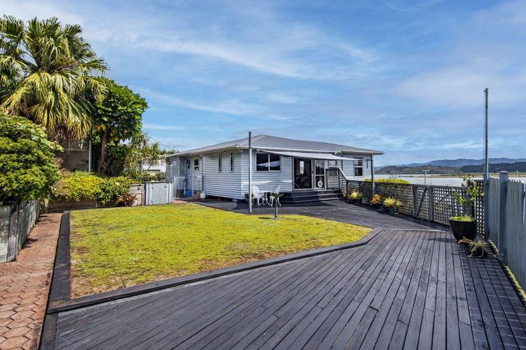 Photo of property in 8 Munro Street, Onerahi, Whangarei, 0110
