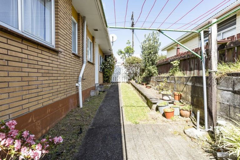 Photo of property in 1/147 Lemon Street, Strandon, New Plymouth, 4312