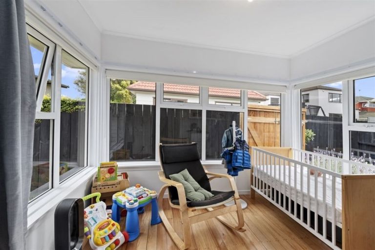 Photo of property in 1/30 Ngataringa Road, Devonport, Auckland, 0624