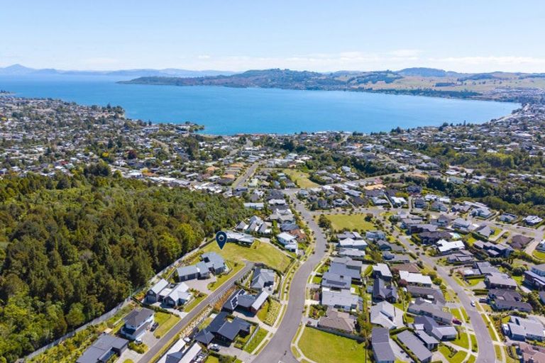 Photo of property in 11 Azalea Lane, Waipahihi, Taupo, 3330