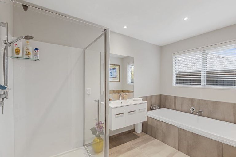 Photo of property in 4 Churchill Drive, Rangiora, 7400