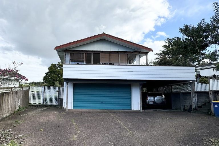 Photo of property in 6 Cottam Grove, Northcross, Auckland, 0632