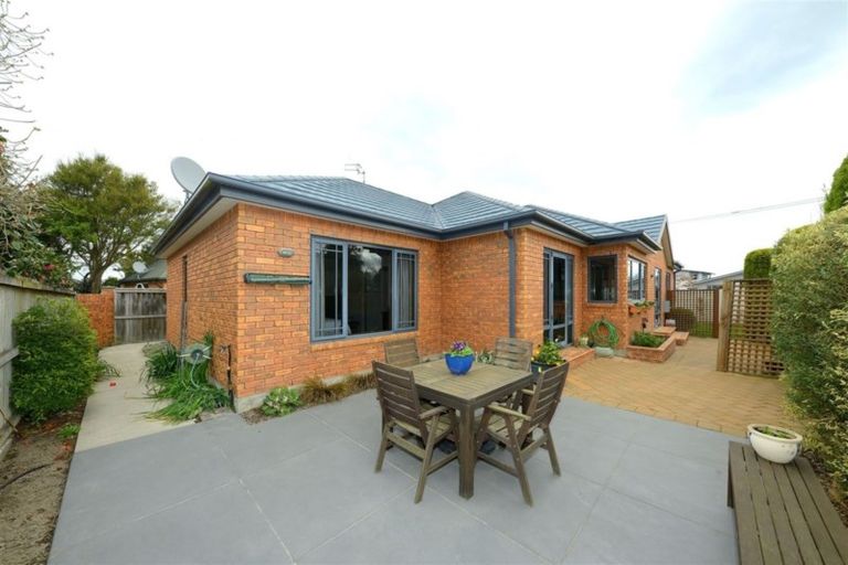 Photo of property in 244b Withells Road, Avonhead, Christchurch, 8042
