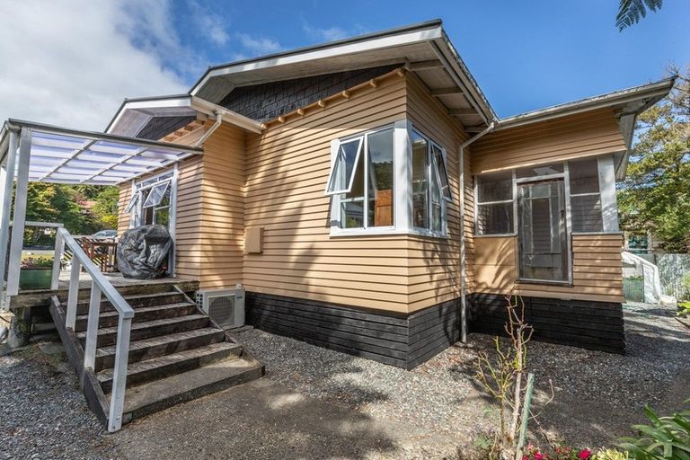 Photo of property in 24 Kilgour Road, Greymouth, 7805