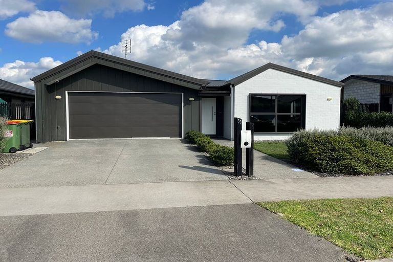 Photo of property in 33 Probert Crescent, Chartwell, Hamilton, 3210