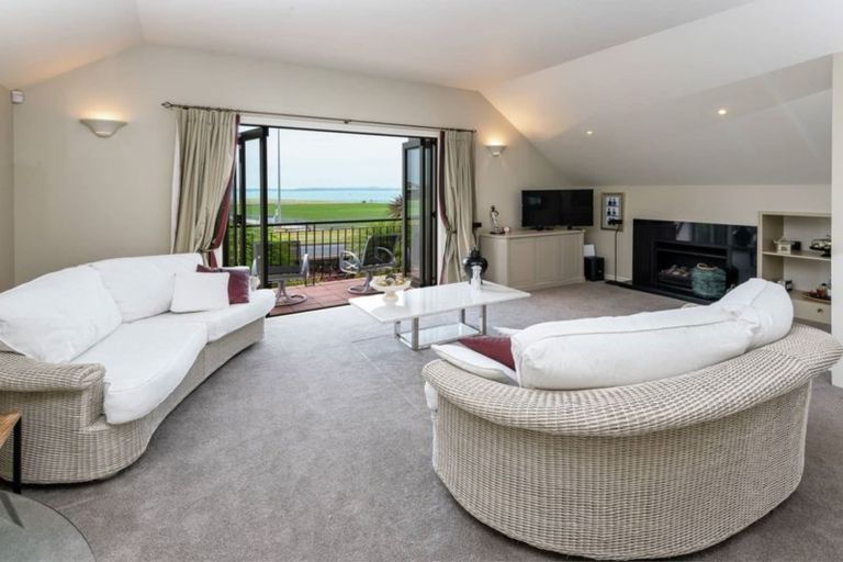 Photo of property in 1a Macleans Road, Bucklands Beach, Auckland, 2014