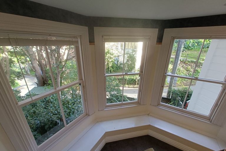 Photo of property in 34 Talavera Terrace, Kelburn, Wellington, 6012