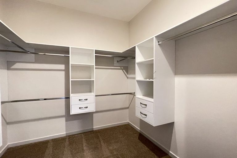 Photo of property in 96 Tiriwa Drive, Massey, Auckland, 0614