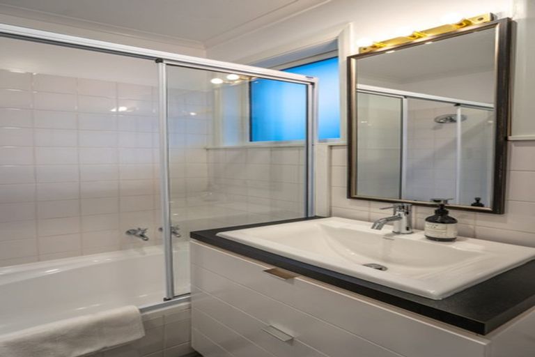 Photo of property in 46 Kilmore Street, Christchurch Central, Christchurch, 8013