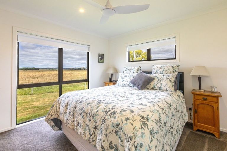 Photo of property in 1 Elm Place, Waipukurau, 4284