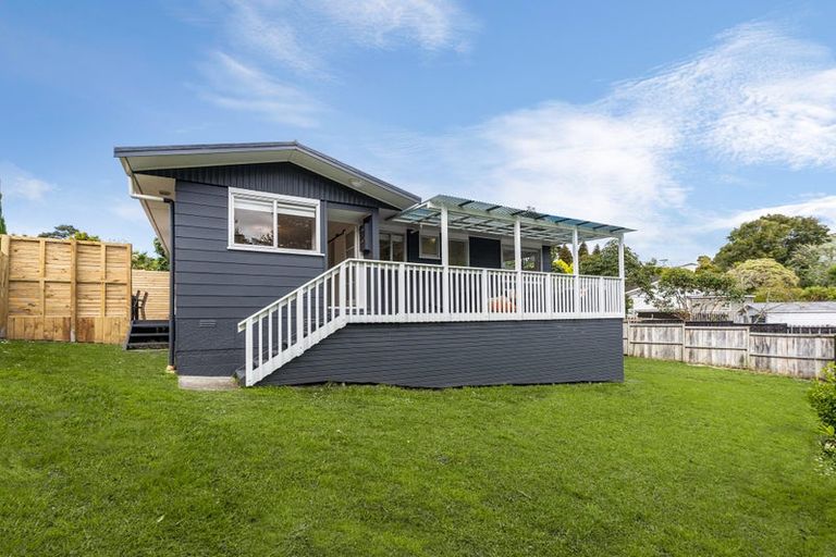 Photo of property in 23 Contessa Drive, Glenfield, Auckland, 0629