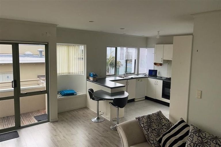 Photo of property in 2/41 Macleans Road, Bucklands Beach, Auckland, 2014