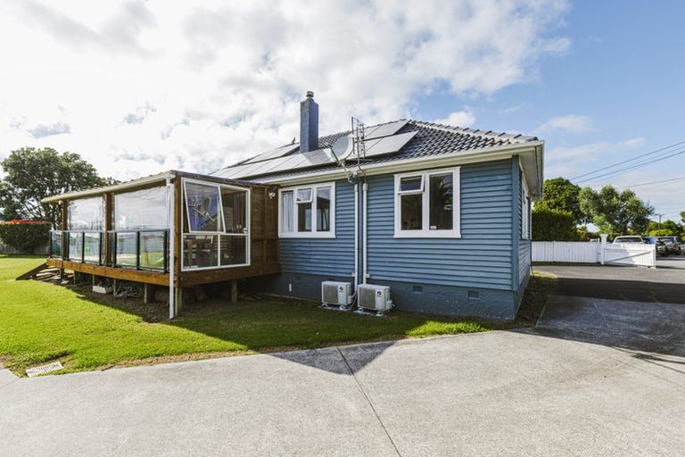 Photo of property in 37 Village Way, Ardmore, Papakura, 2582