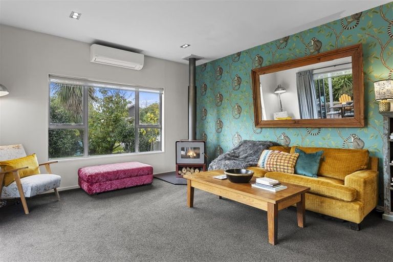 Photo of property in 7 Monks Parade, The Pines Beach, 7630