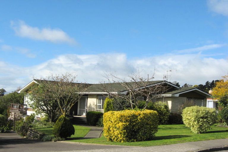 Photo of property in 23 Tauroa Road, Havelock North, 4130