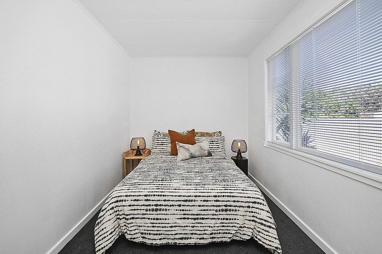 Photo of property in 206 Ngamotu Road, Spotswood, New Plymouth, 4310