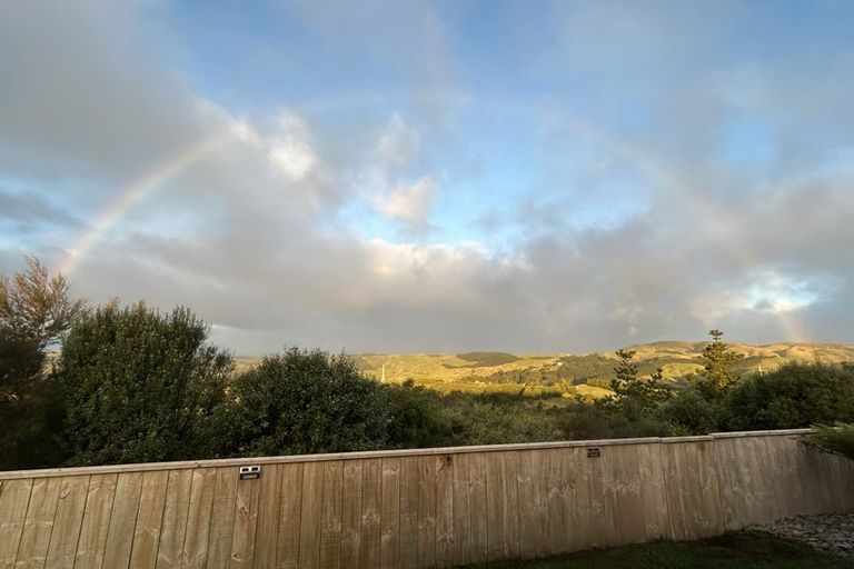 Photo of property in 116 Endeavour Drive, Whitby, Porirua, 5024