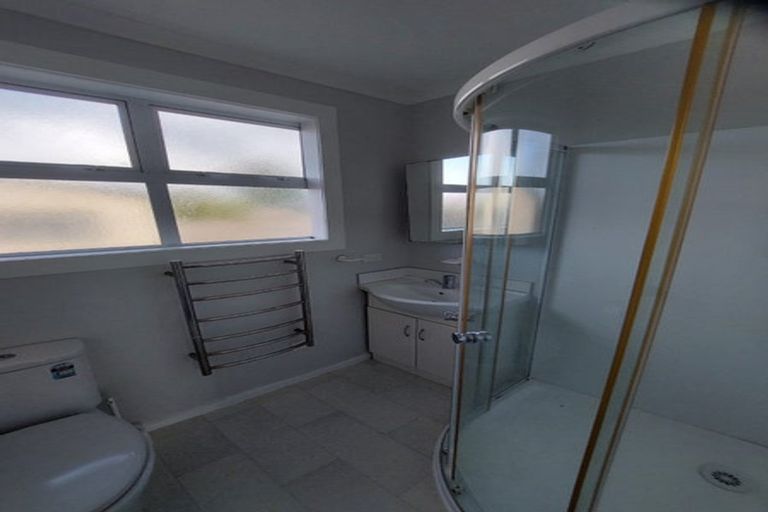 Photo of property in 5 List Street, Welbourn, New Plymouth, 4310