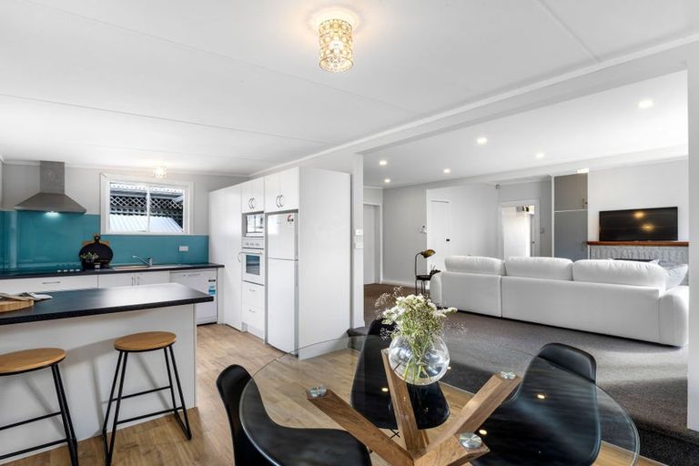 Photo of property in 7 Lowther Street, Whanganui, 4500