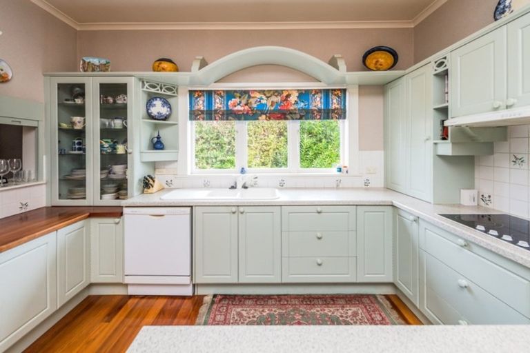 Photo of property in 25 Brassey Road, Saint Johns Hill, Whanganui, 4500