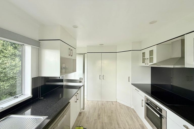 Photo of property in 1/83 Manuka Road, Bayview, Auckland, 0629