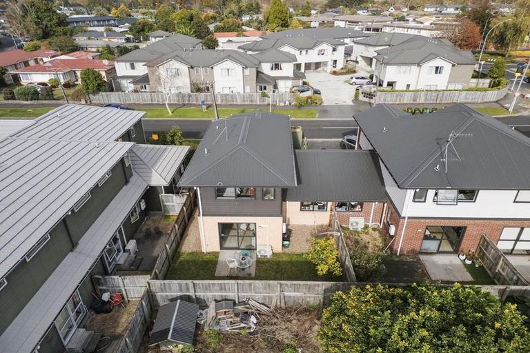 Photo of property in 1/54 Helena Road, Hillcrest, Hamilton, 3216