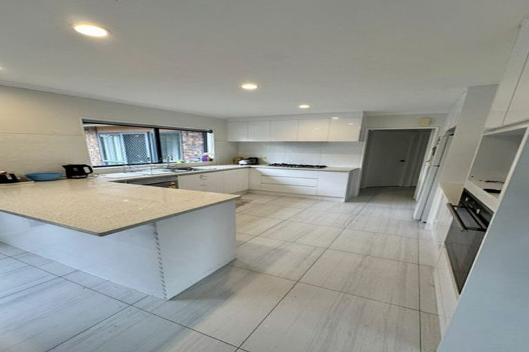 Photo of property in 58 Wattle Farm Road, Wattle Downs, Auckland, 2103