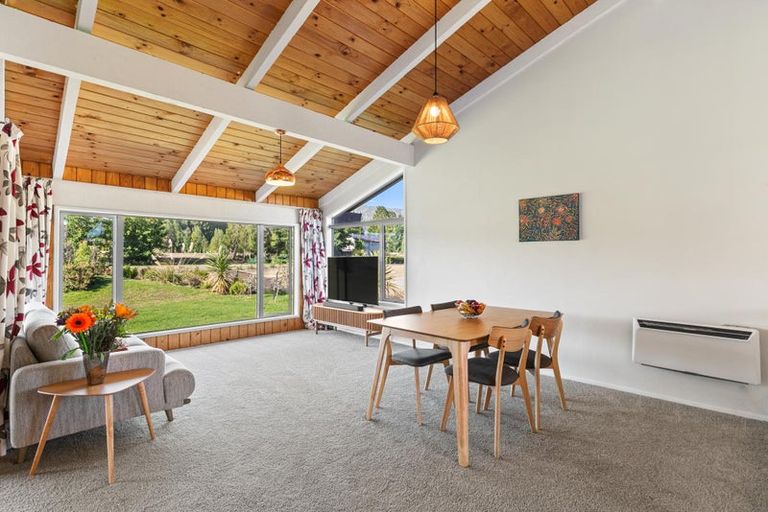 Photo of property in 17 Lichen Lane, Lake Hawea, Wanaka, 9382