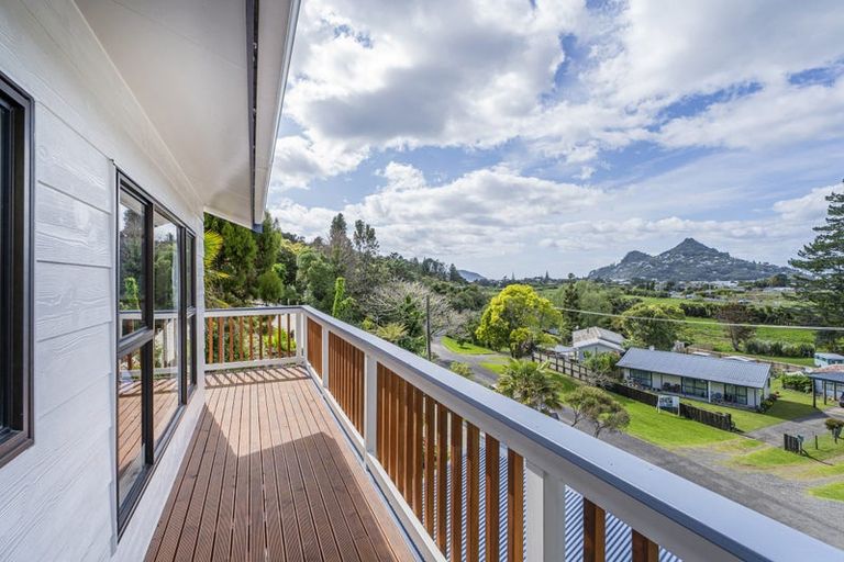 Photo of property in 8 Ocean Beach Road, Tairua, 3508
