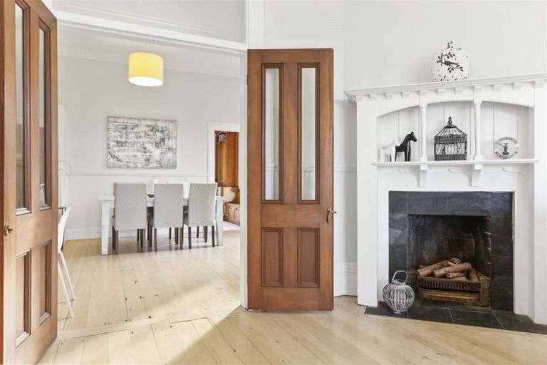 Photo of property in 164 Hinemoa Street, Birkenhead, Auckland, 0626