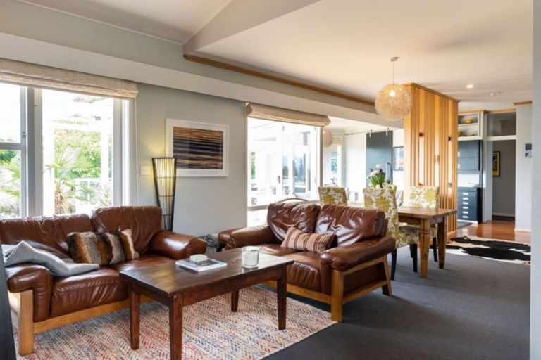 Photo of property in 13 Awarua Crescent, Havelock North, 4130