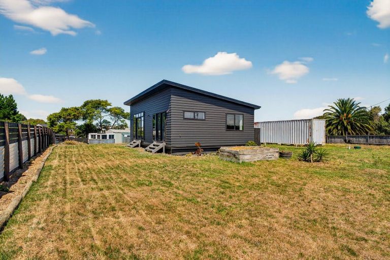Photo of property in 414 Main Road North, Bay View, Napier, 4104