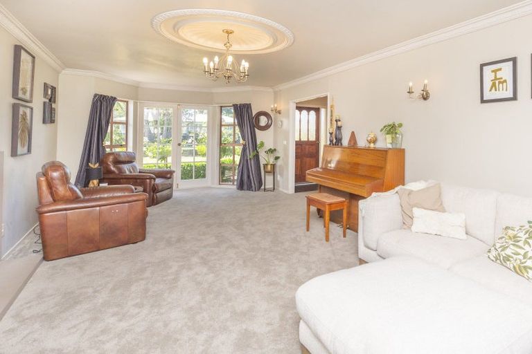 Photo of property in 2 Tirimoana Place, Otamatea, Whanganui, 4501