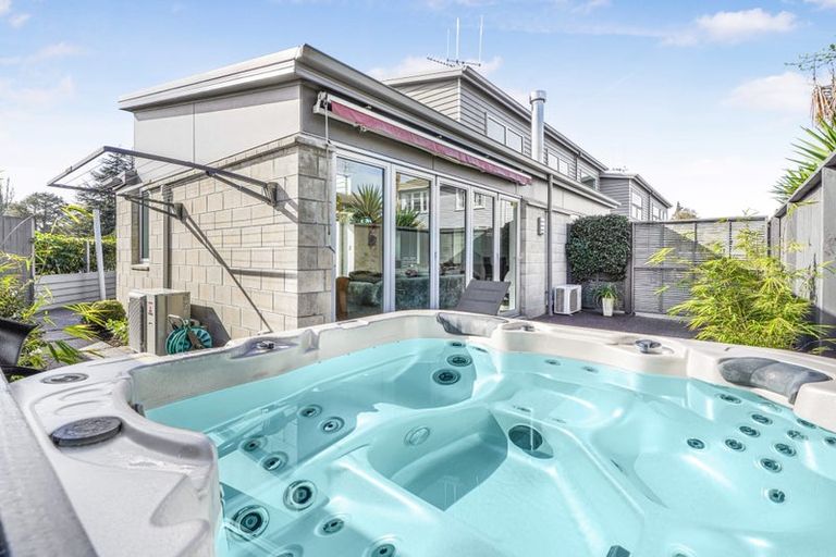 Photo of property in 2b Jellicoe Drive, Hamilton East, Hamilton, 3216