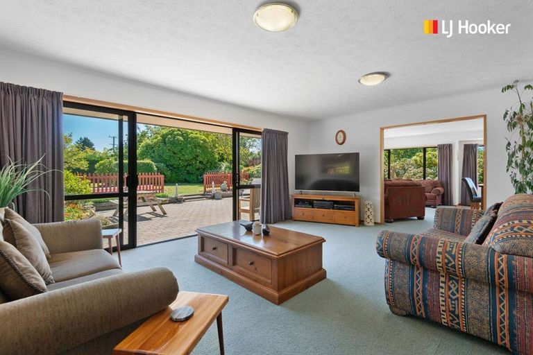 Photo of property in 35 Green Island Bush Road, Blackhead, Dunedin, 9076