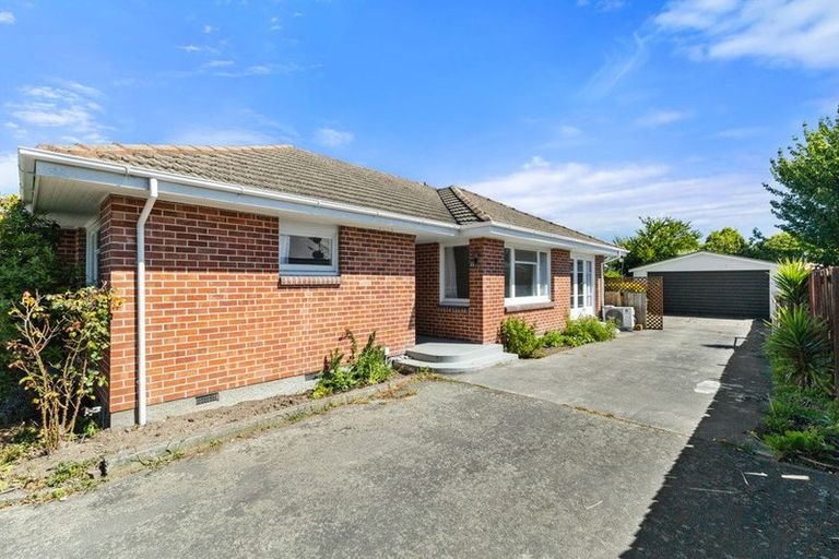 Photo of property in 265 Cranford Street, St Albans, Christchurch, 8052