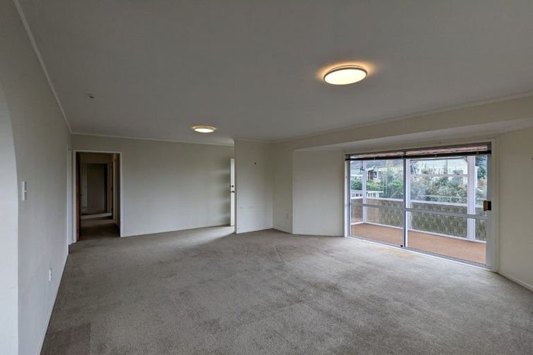 Photo of property in 9 Exploration Way, Whitby, Porirua, 5024