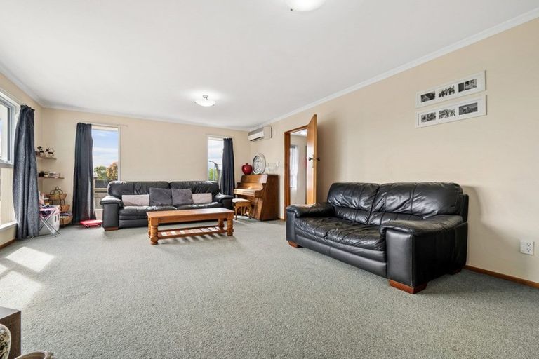 Photo of property in 1/53 Bassett Street, Burwood, Christchurch, 8083