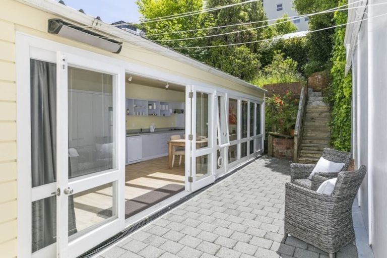 Photo of property in 360 Tinakori Road, Thorndon, Wellington, 6011