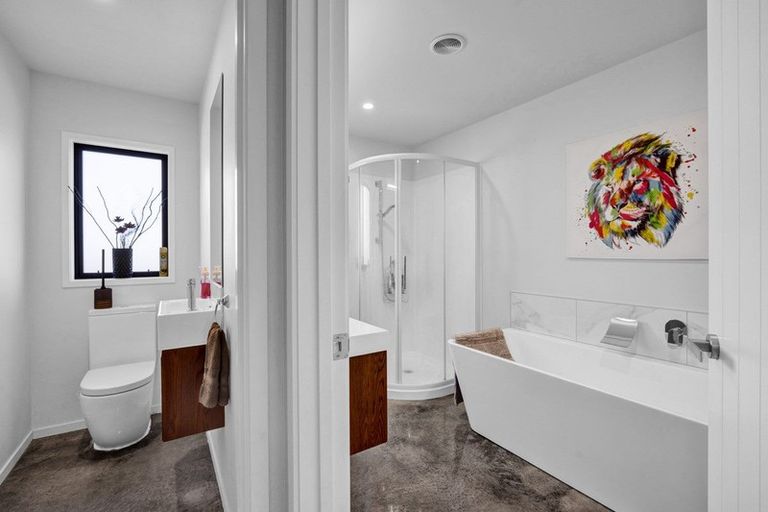 Photo of property in 69 Cyrus Street, Whalers Gate, New Plymouth, 4310