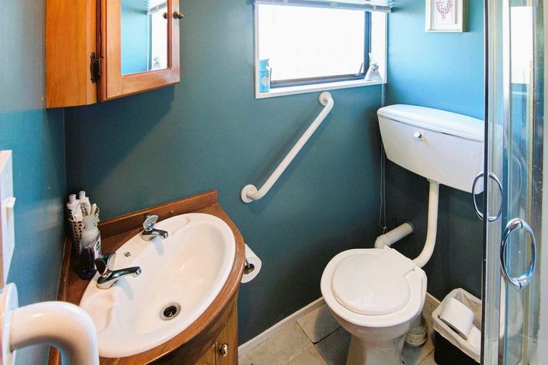 Photo of property in 3 Gordon Street, Lansdowne, Masterton, 5810