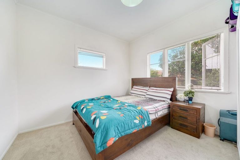 Photo of property in 142d Rangitoto Road, Papatoetoe, Auckland, 2025