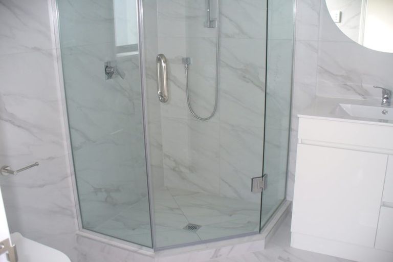 Photo of property in 27 Von Sturmer Street, Mangere East, Auckland, 2024