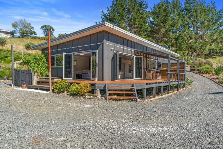 Photo of property in 397 Ruapuke Road, Raglan, 3296