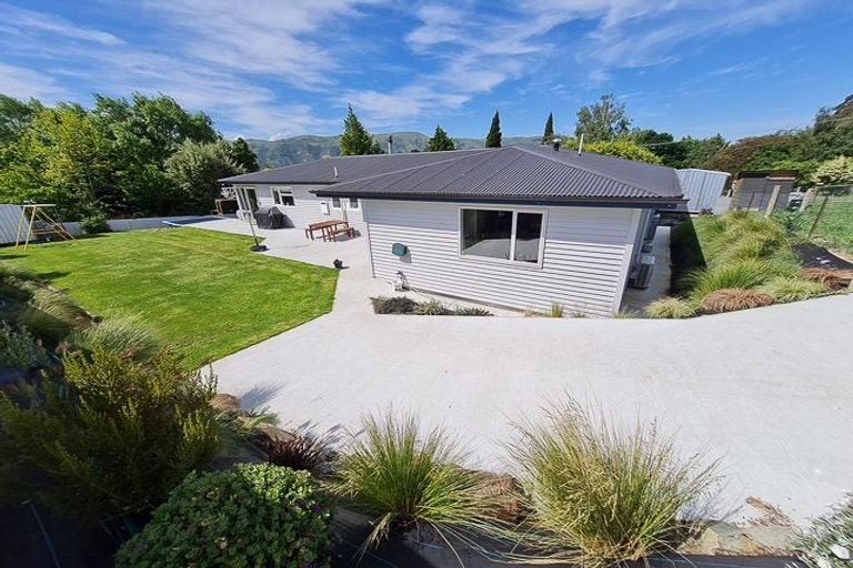 Photo of property in 16 Rees Street, Duntroon, Oamaru, 9494